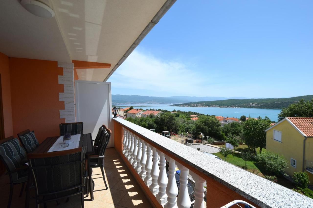 Apartments Rose Čižići Eksteriør bilde