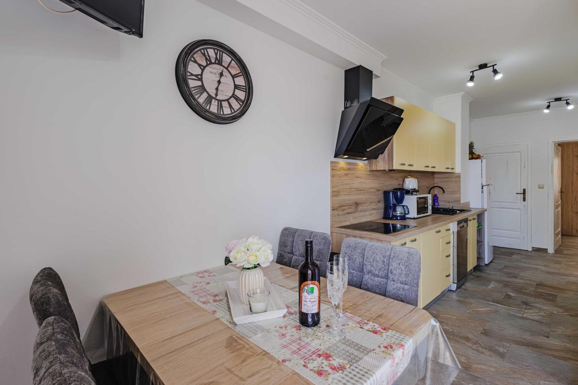 Apartments Rose Čižići Eksteriør bilde