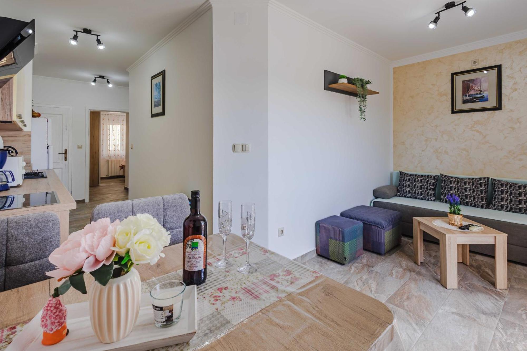 Apartments Rose Čižići Eksteriør bilde
