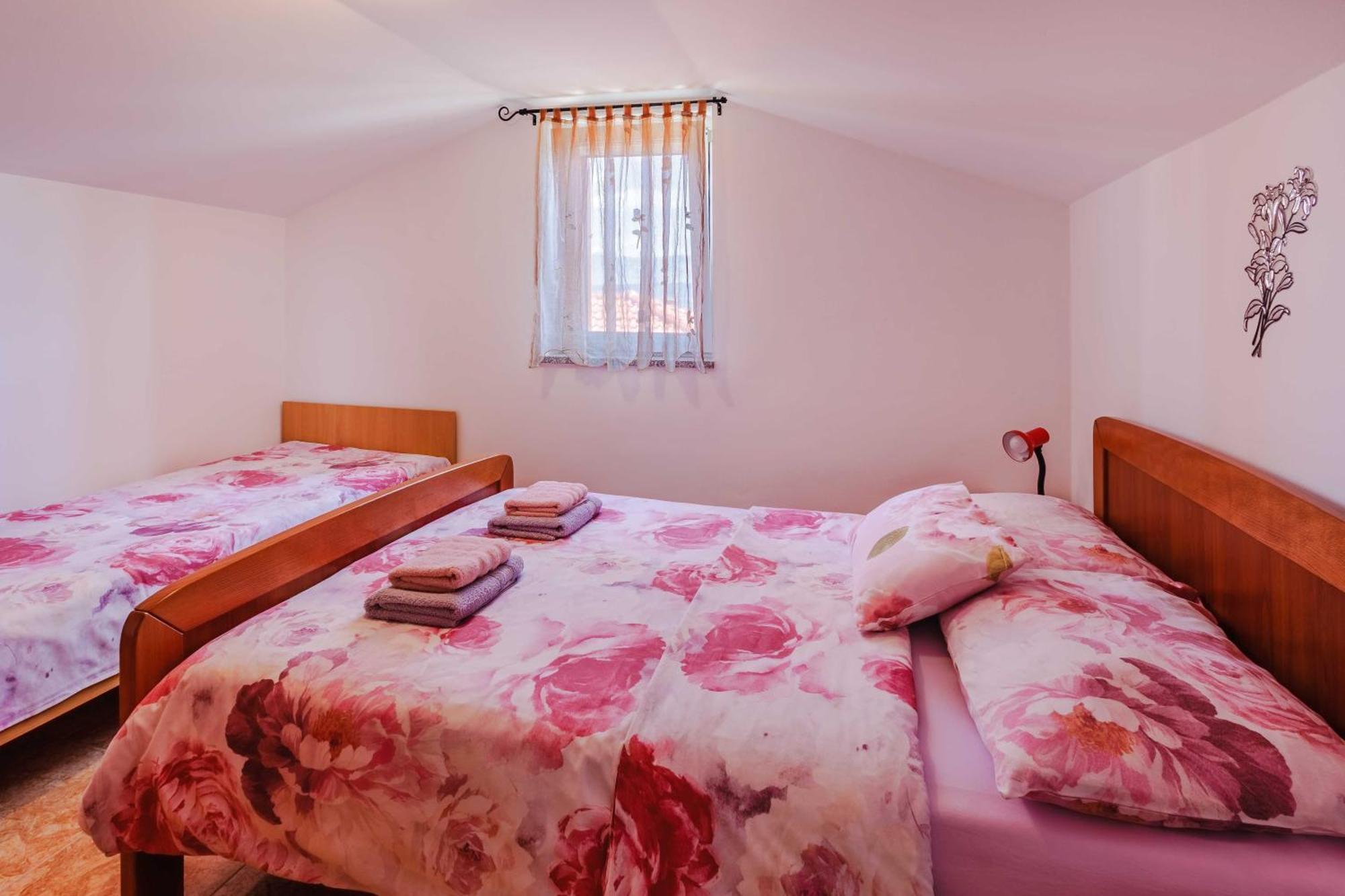 Apartments Rose Čižići Eksteriør bilde